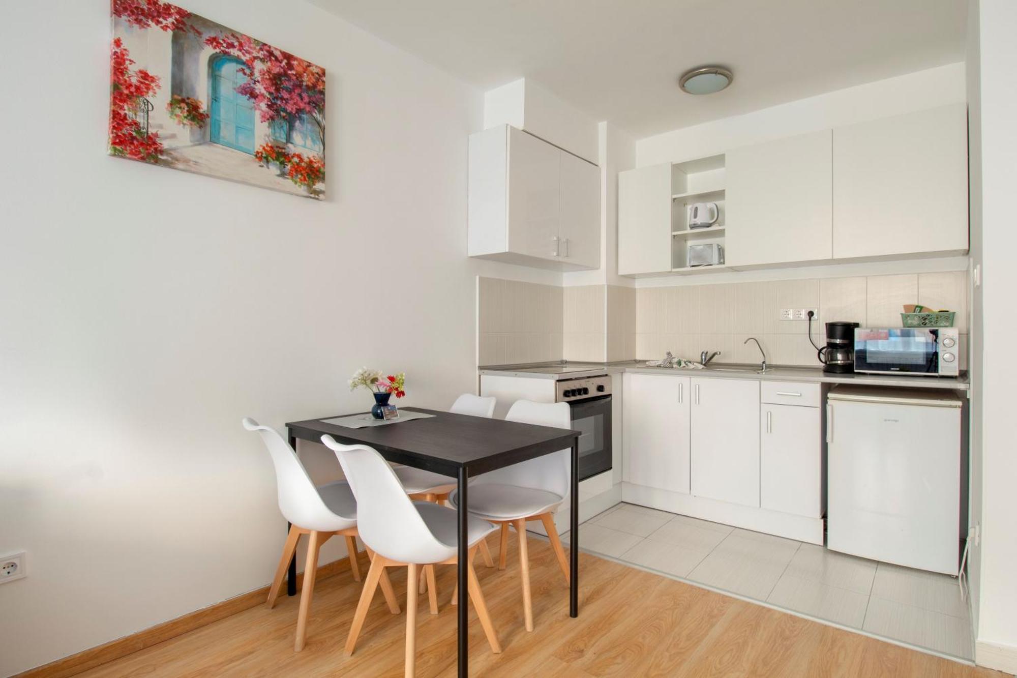 Mono Residence With Free Parking Budapest Bagian luar foto