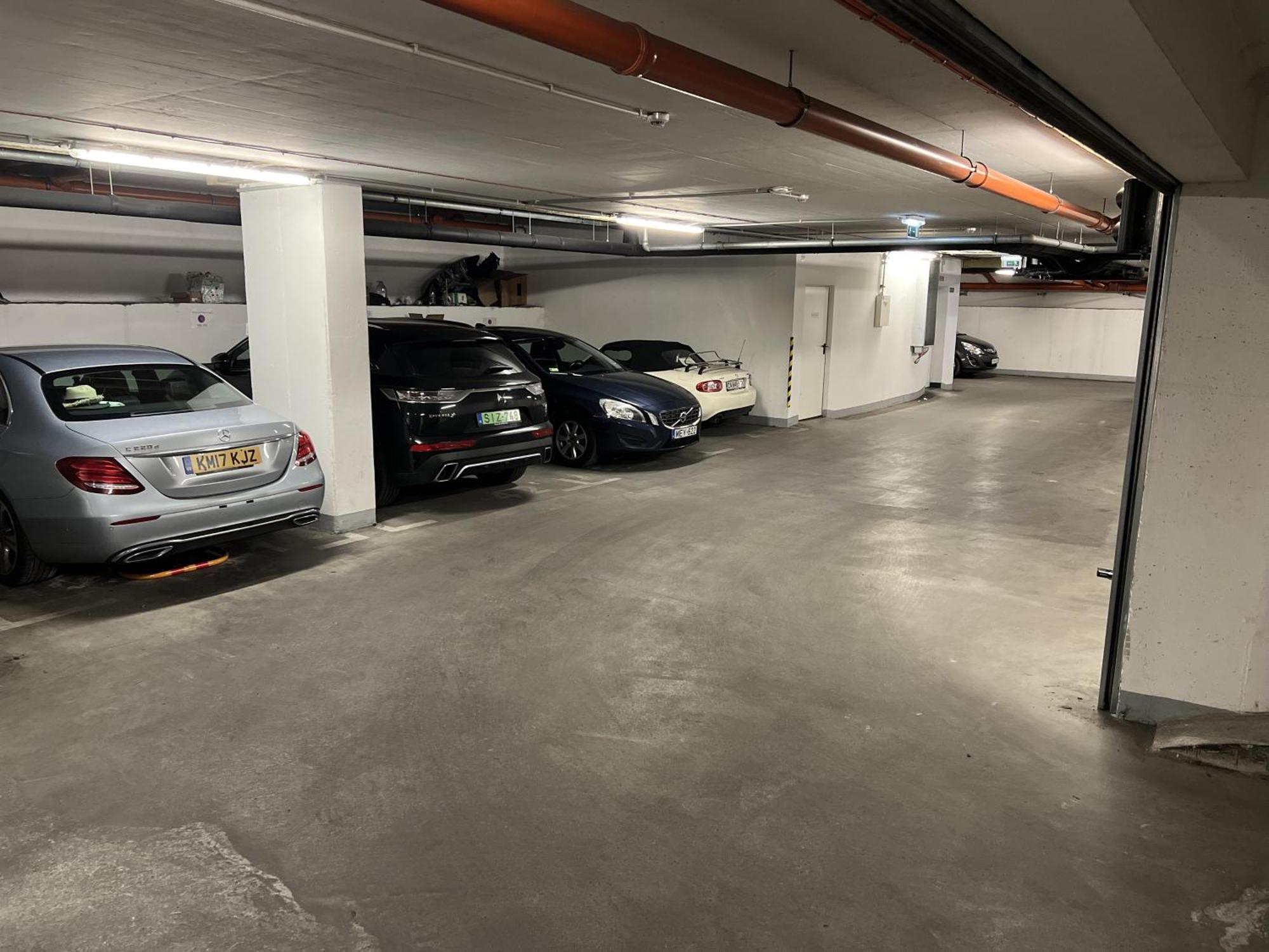 Mono Residence With Free Parking Budapest Bagian luar foto